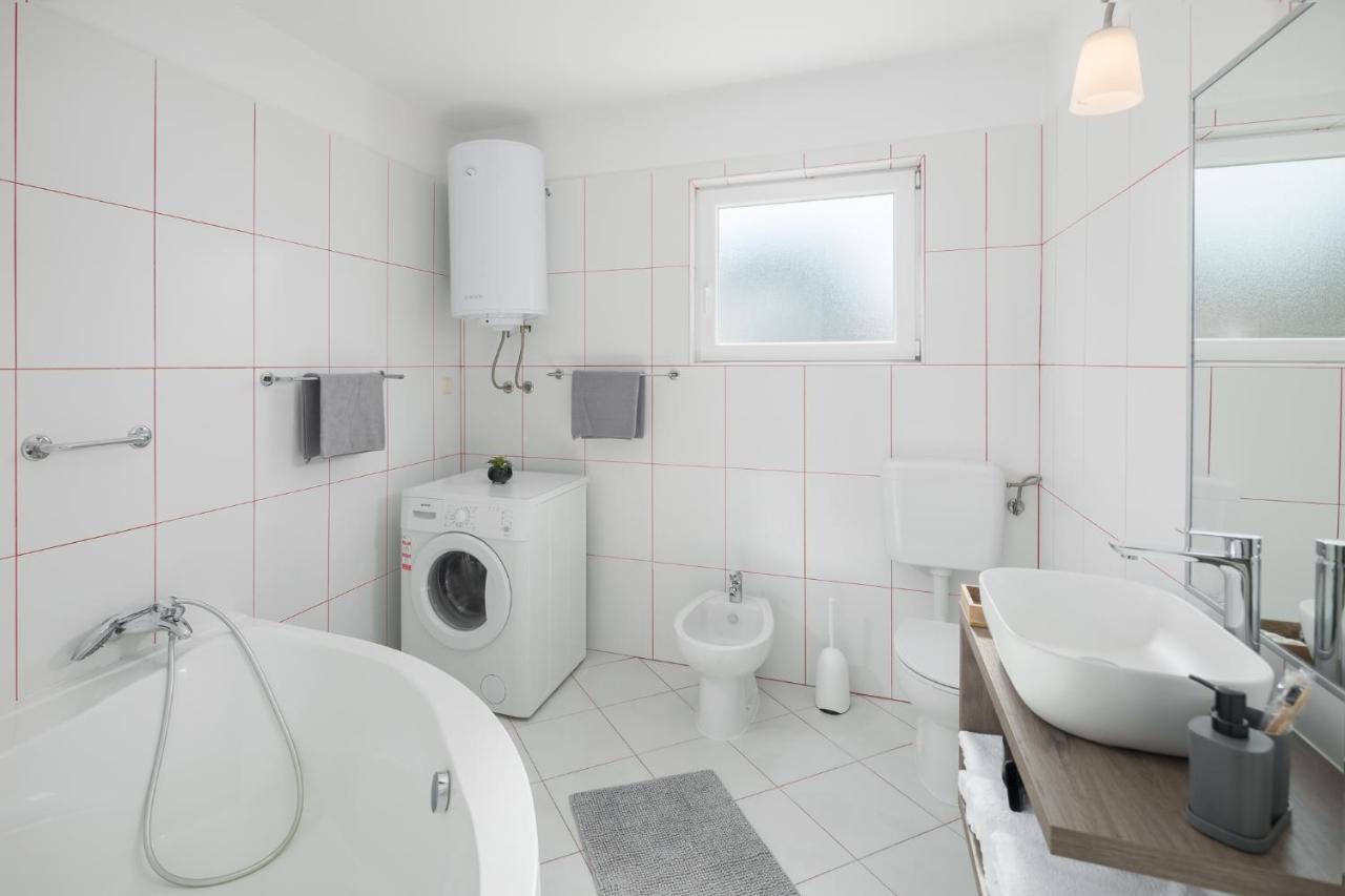 Apartmani Marinac Poreč Eksteriør billede